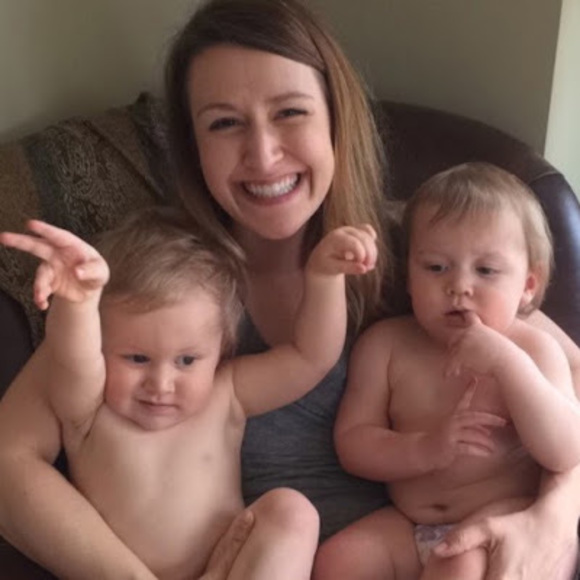 Meet your Posher, Whitney - Picture 1 of 1